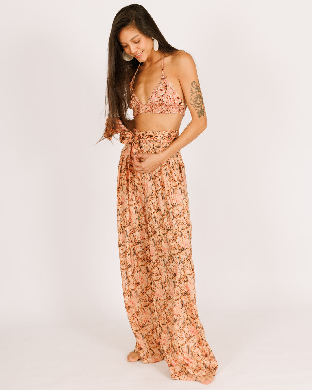 סט: טופ משולשים + מכנס אלגנטי, משי ורוד כתמתם