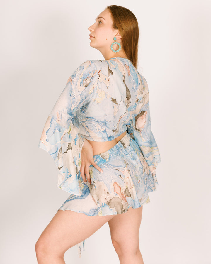 סט: חולצת בטן + מכנס מטריה קצר, כחול נמרח