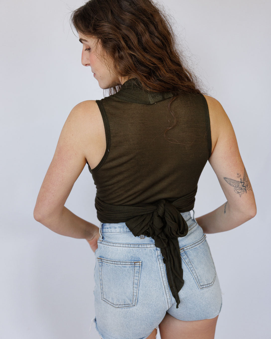 וסט, קימונו ירוק זית/חולצת קשירה וסט ויסקוז לייקרה לנשים