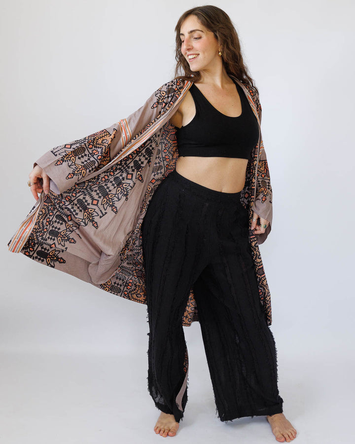 קימונו ויסקוז מידי, שרוול ארוך בהדפס אפור גאומטרי לאישה