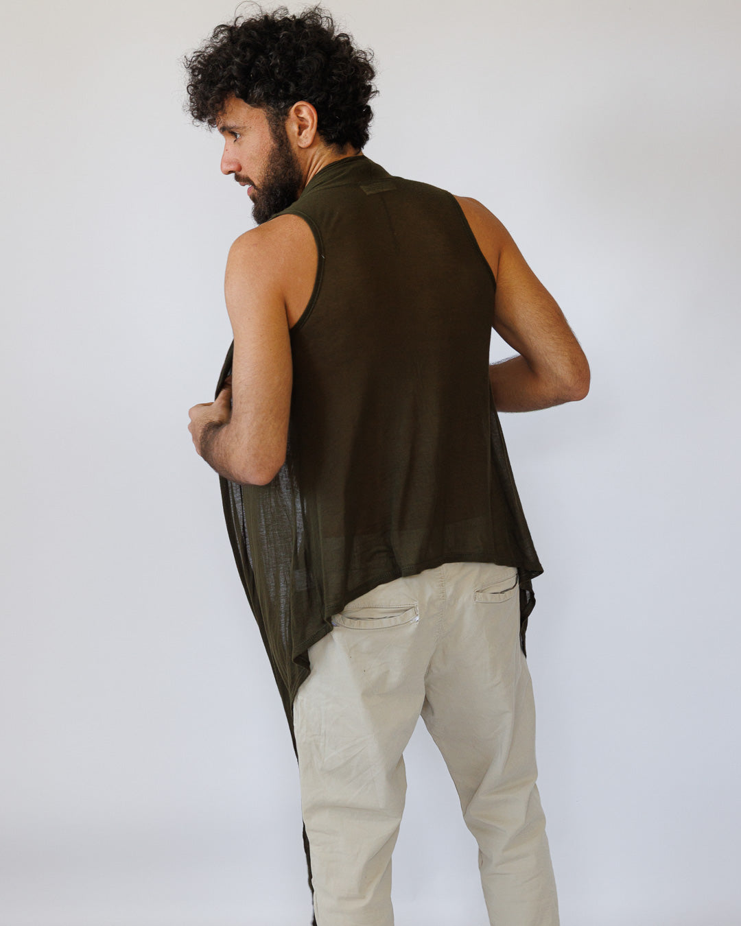 וסט ויסקוז לייקרה ירוק זית לגבר