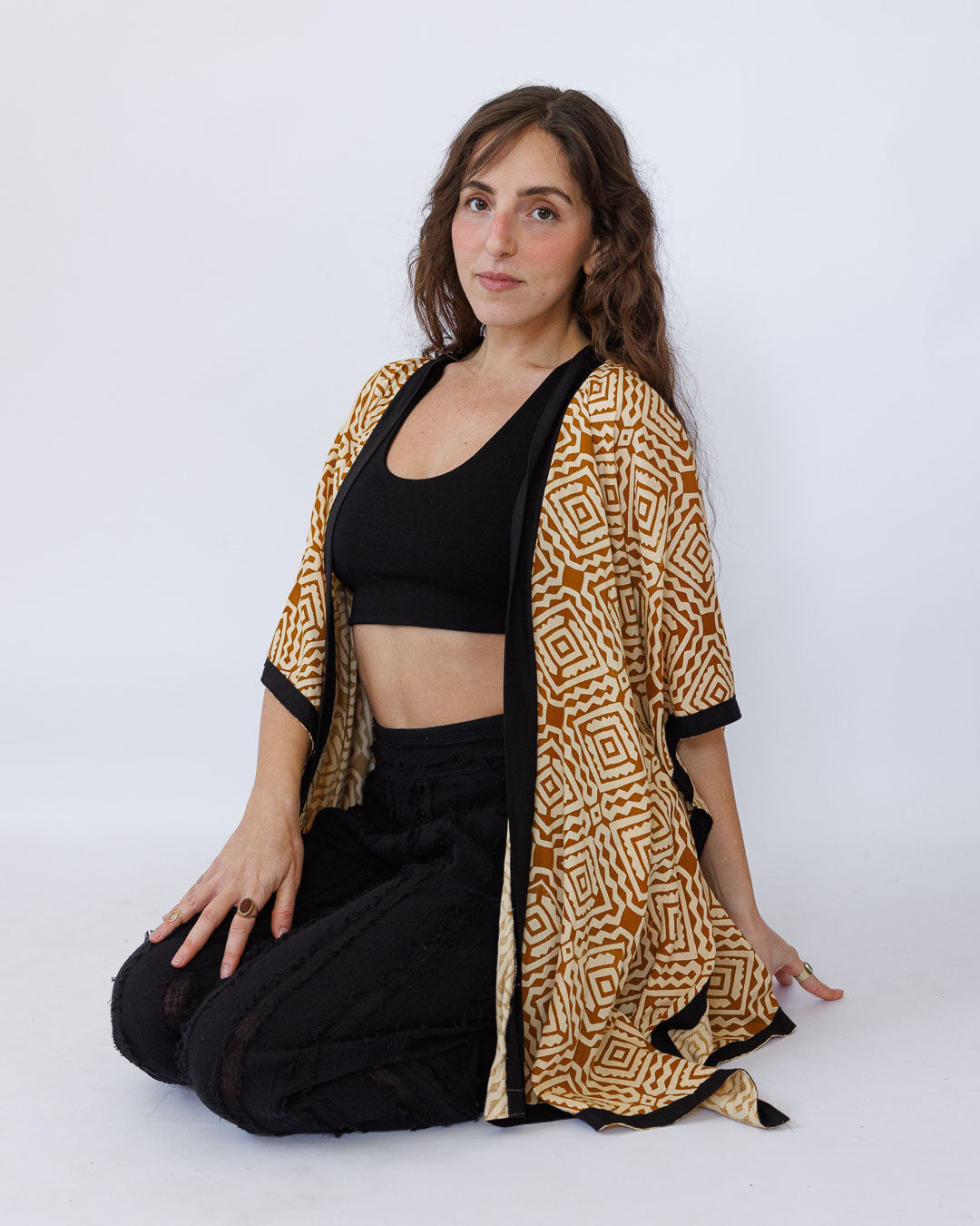 קימונו ויסקוז קצר, שרוול ארוך בהדפס מעונים כתום נטורל לאישה