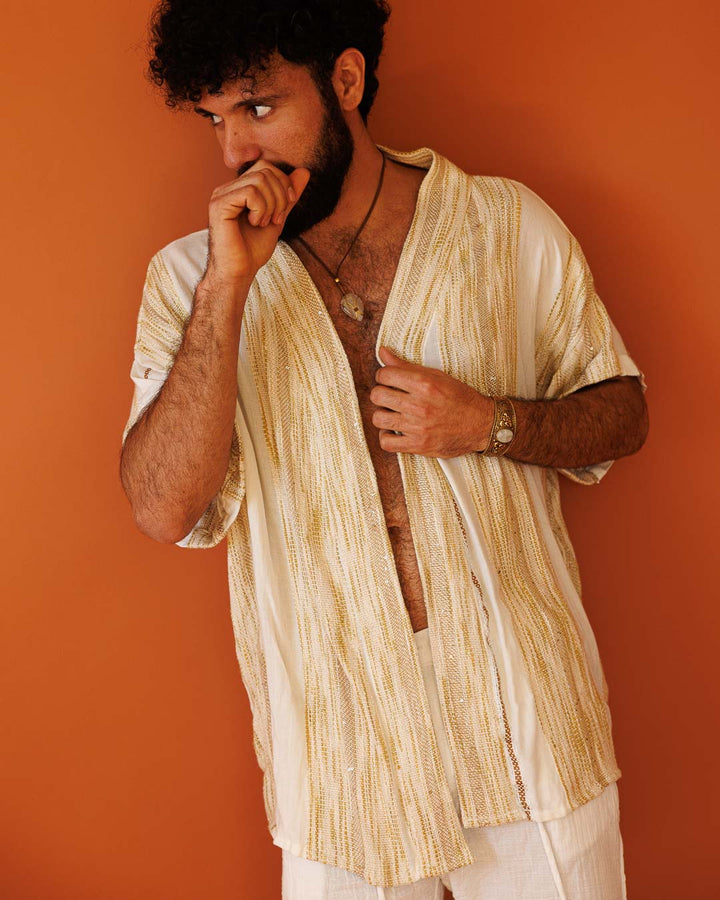 קימונו קצר, שרוול קצר, כותנה בצבעים מדברים ומעט ניצוץ לגבר