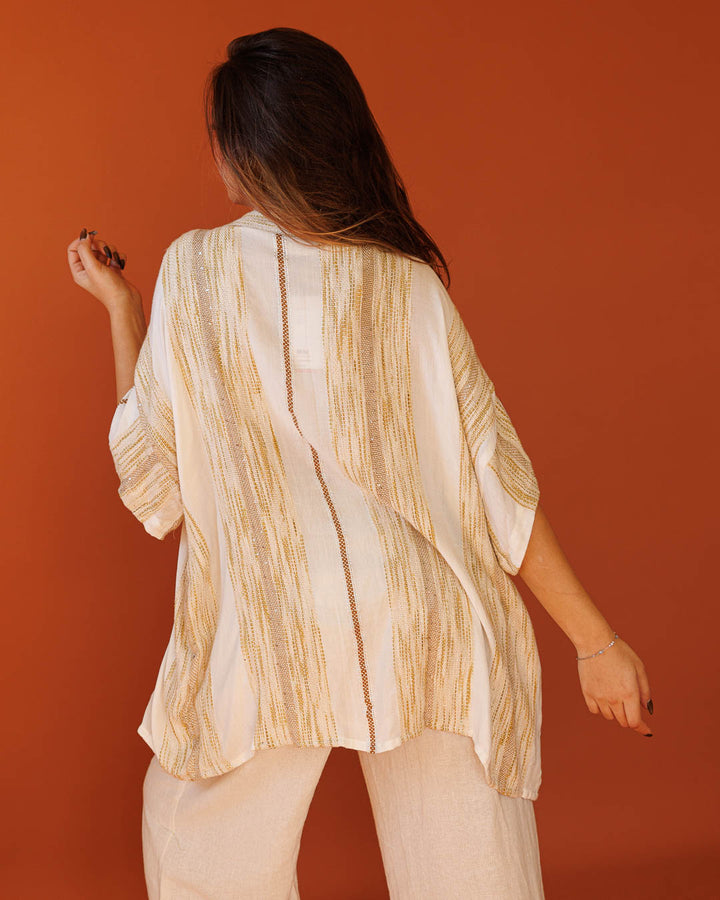 קימונו קצר, שרוול קצר, כותנה בצבעים מדברים ומעט ניצוץ לאישה