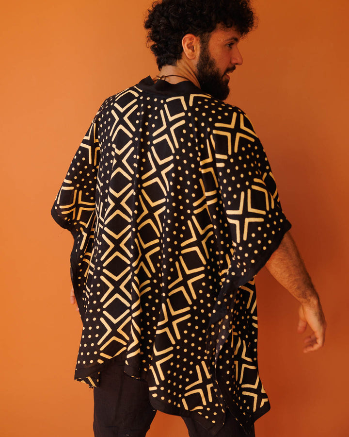 קימונו ויסקוז קצר, שרוול ארוך בהדפס שחור נקודות גאומטרית לגבר