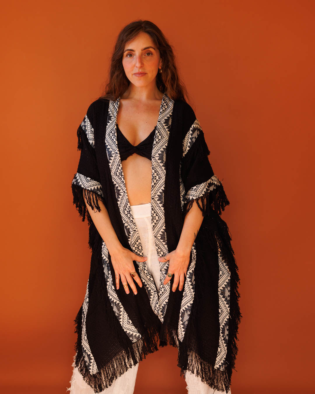 ז'קט פיקה, קימונו חורפי, שבטי בצבע שחור לאישה- בורדר שחור מנצנץ