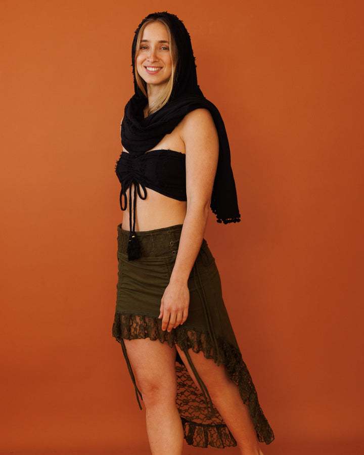 טופ סוכריה סטרפלס, כותנת פרנזים שחורה