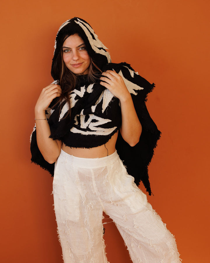 צעיף פיקה שחור מחמם, 2 שכבות, עם קפוצון בעיטור פסטיבלי מיוחד לאישה