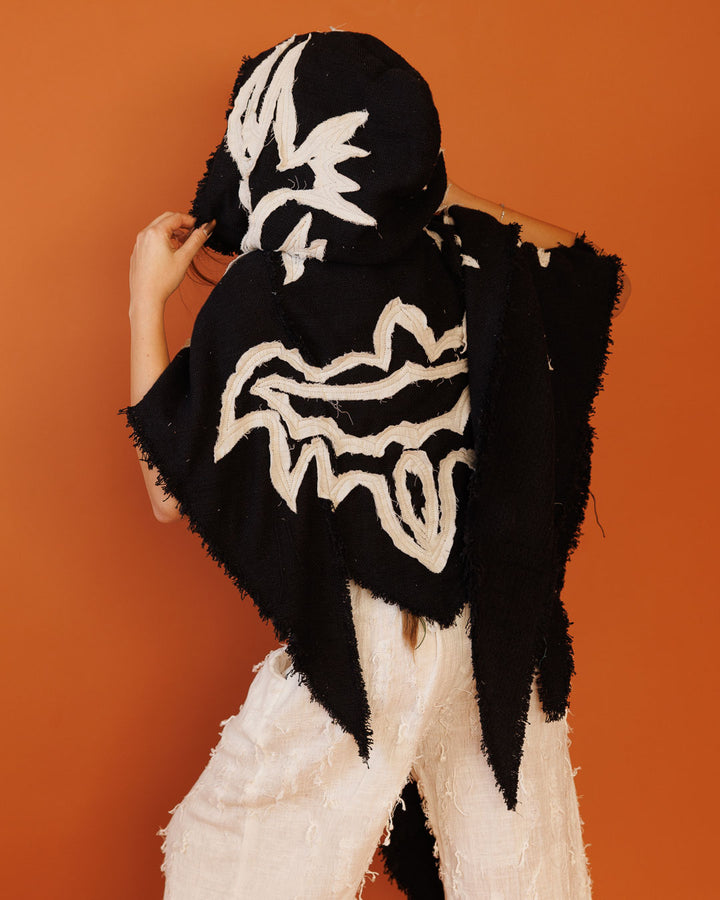 צעיף פיקה שחור מחמם, 2 שכבות, עם קפוצון בעיטור פסטיבלי מיוחד לאישה