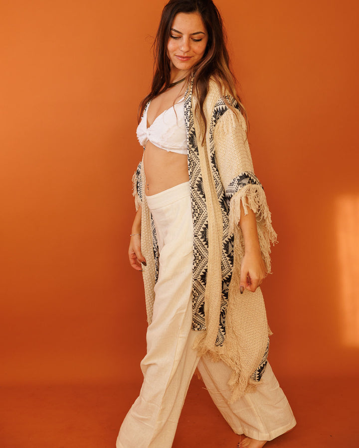 ז'קט פיקה, קימונו חורפי, שבטי בצבע נטורל לאישה- בורדר שחור מנצנץ