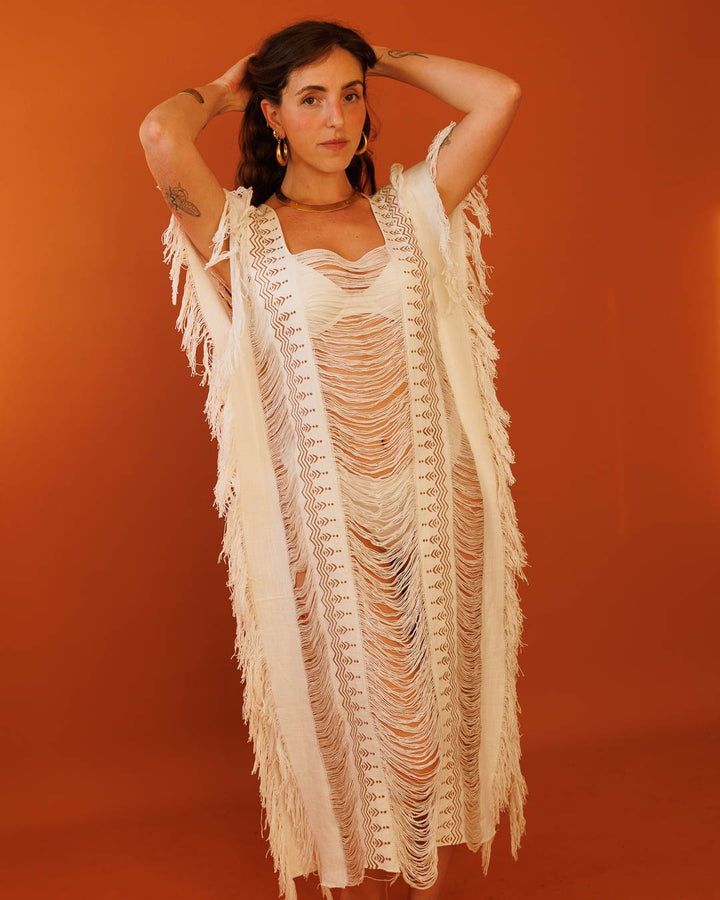 שמלת טולום - מקסי לבנה פרומה