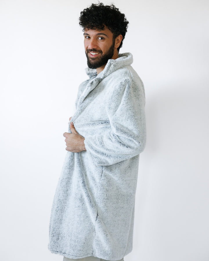 מעיל פרווה אפור לבן יוקרתי לגבר