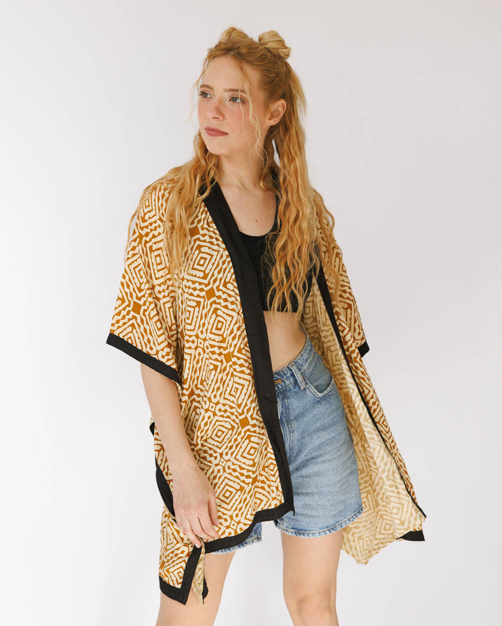 קימונו ויסקוז קצר, שרוול ארוך בהדפס מעונים כתום נטורל לאישה