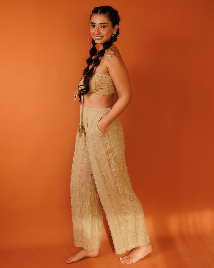 מכנס ארוך, כותנת פרנזים חאקי