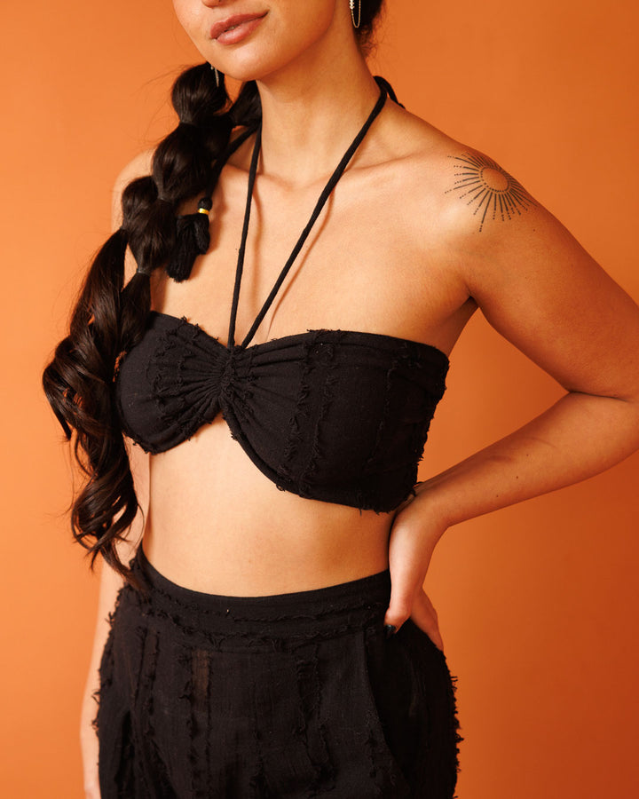 טופ סוכריה סטרפלס, כותנת פרנזים שחורה