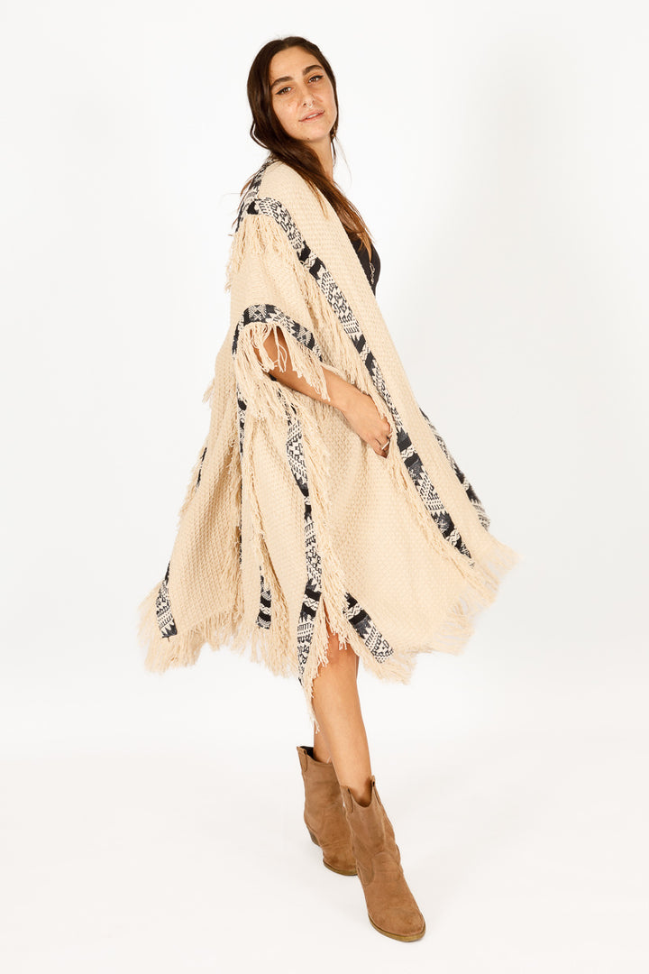 ז'קט פיקה, קימונו חורפי, שבטי בצבע נטורל לאישה- בורדר שחור מנצנץ