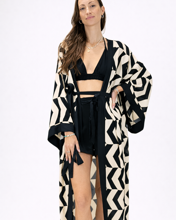 קימונו/ עליונית ויסקוז, שחורה נטורל זיגזג לאישה