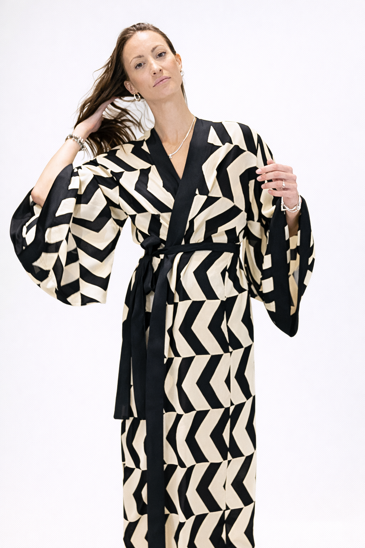 קימונו/ עליונית ויסקוז, שחורה נטורל זיגזג לגבר