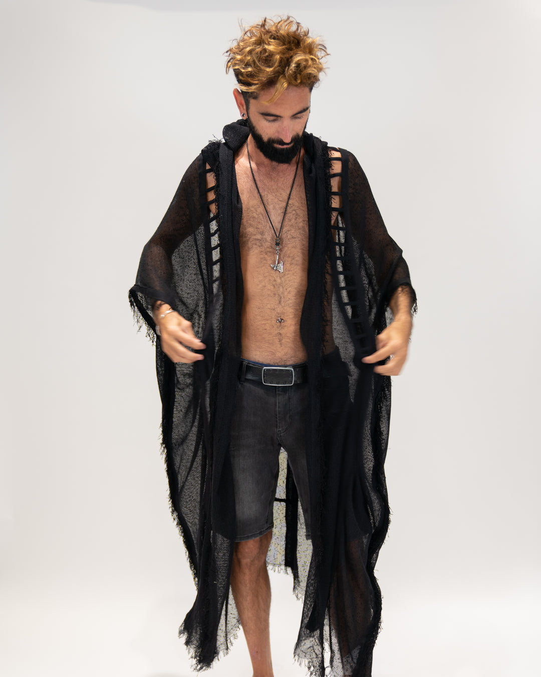 קימונו רשת שחור עם כובע לגבר